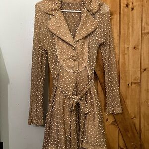 Ryu Beige Knit with White Dots